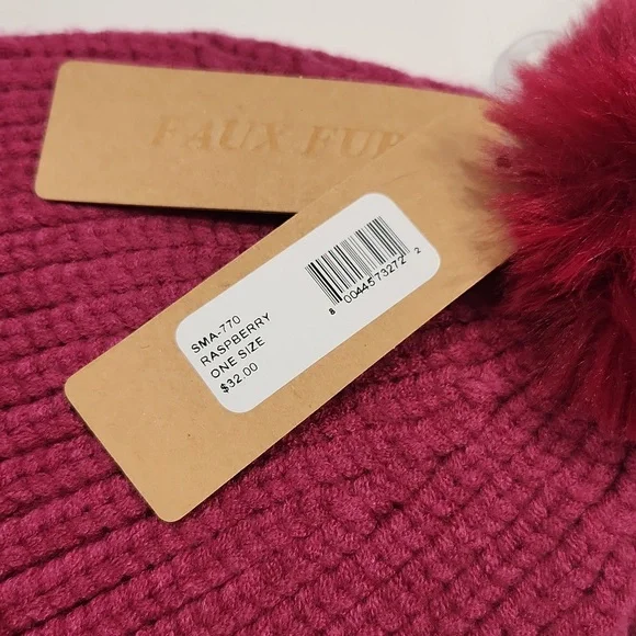 NWT Steve Madden Raspberry Knit Faux Fur Pom-Pom Beanie Hat One Size - Picture 3 of 6